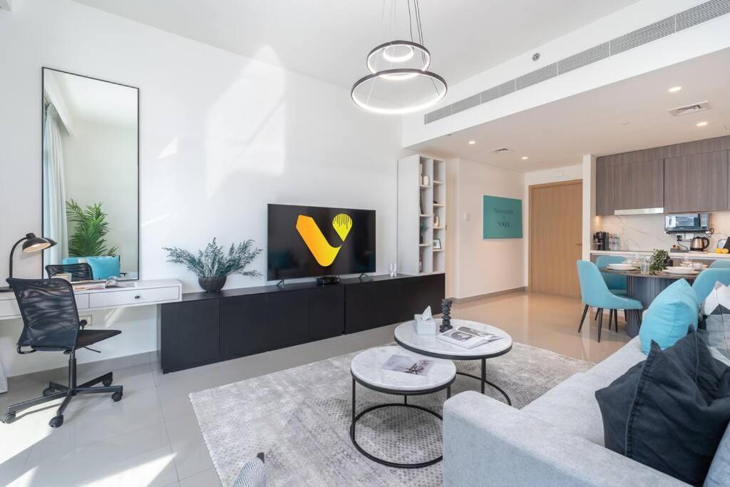 Vogue Beachfront - Palm Views & Private Appartement *